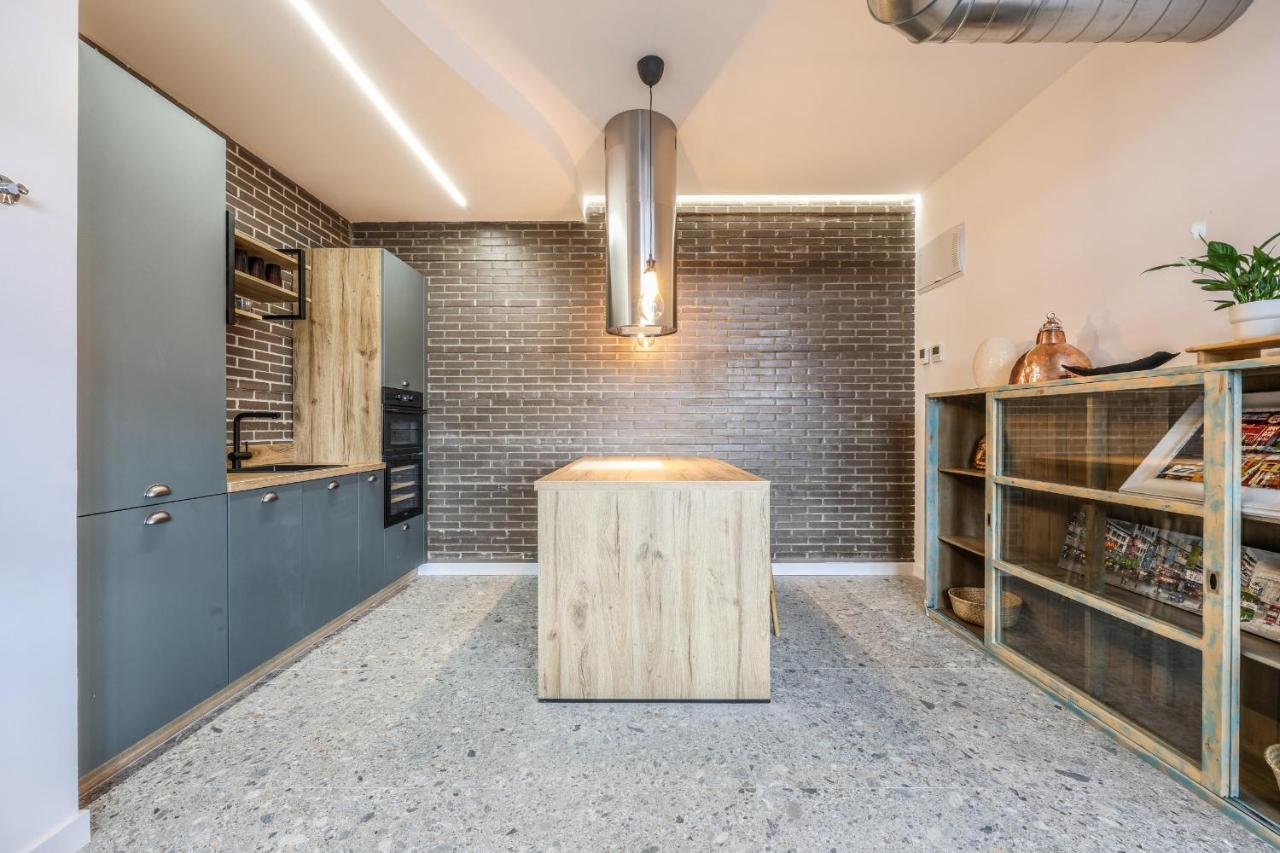 Loft Reformado Industrial Apartment Madrid Exterior photo